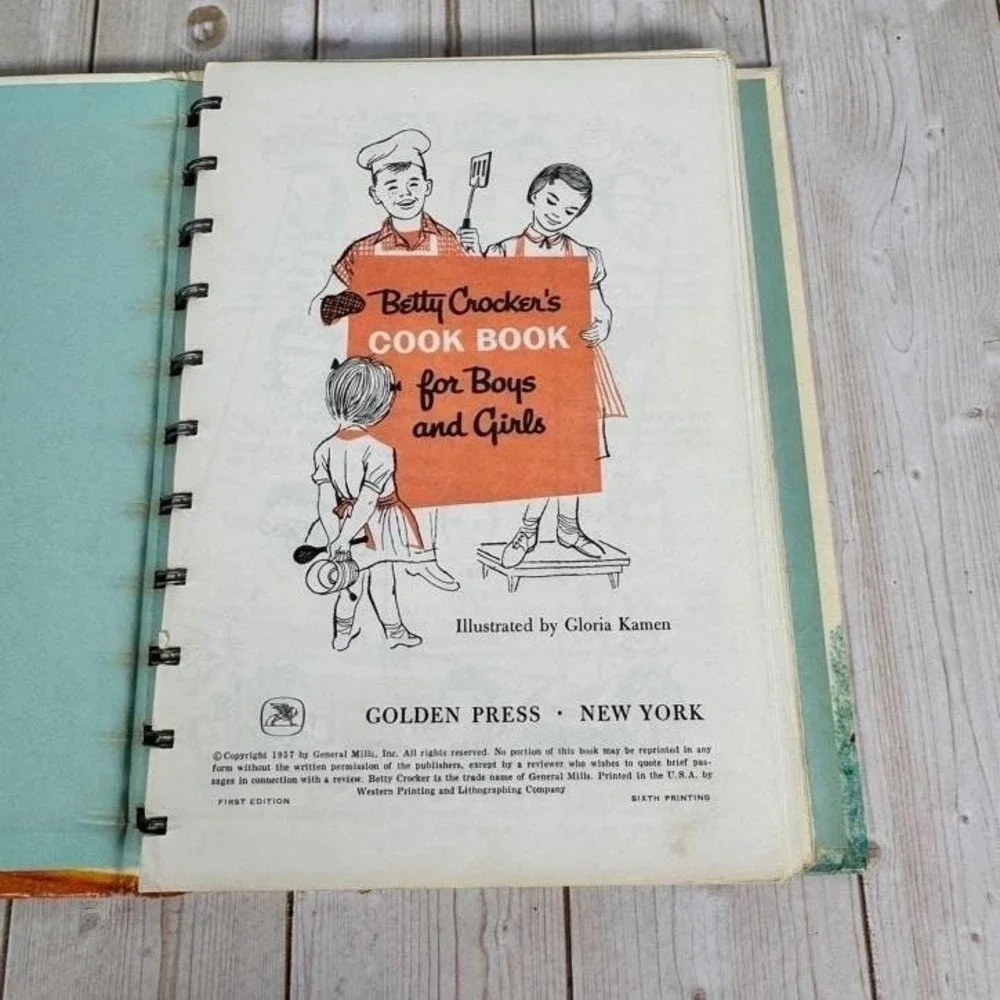 Betty Crocker's Cook Book for Boys and Girls 1957 1st Ed 6th Print Golden Press